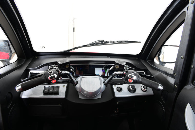 Q Express Fully Enclosed Cabin Scooter - dashboard