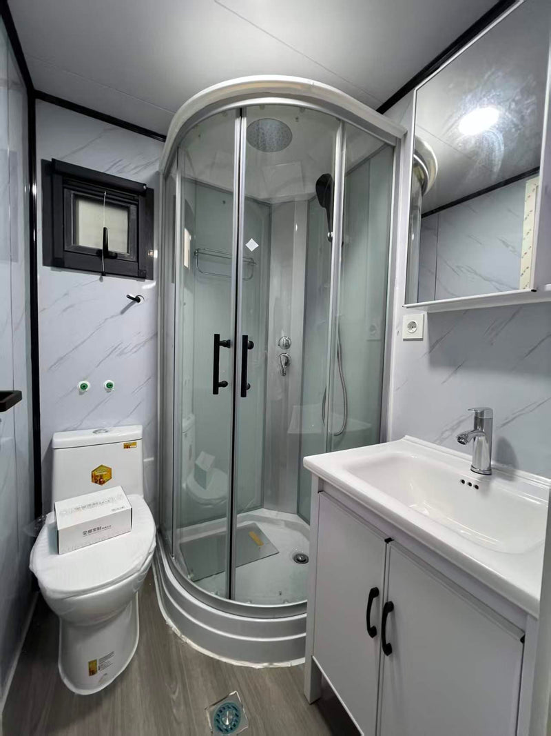Expandable Tiny Home – Fully Equipped, Portable Living Space